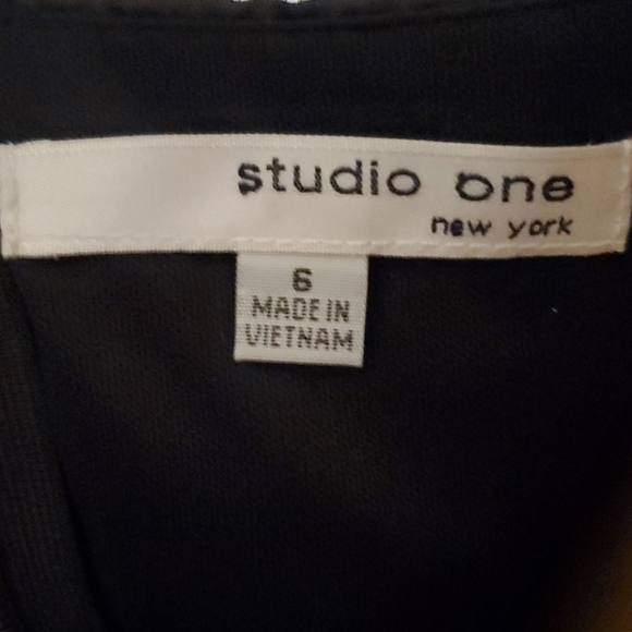 NWT Size 6 Studio New York Black & Ivy Lace Dress - Picture 9 of 9